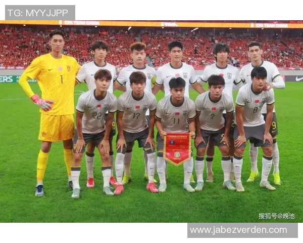 国足与U23各自独立备战大连不热身迎战港足展现实力